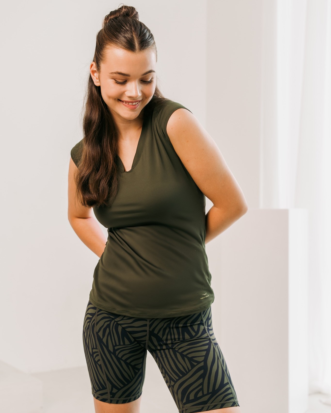 Neues Jahr. Neue Energie. 💚
Are you ready?

#VeniceBeachSportswear #NewYearVibe #FitGoals #active