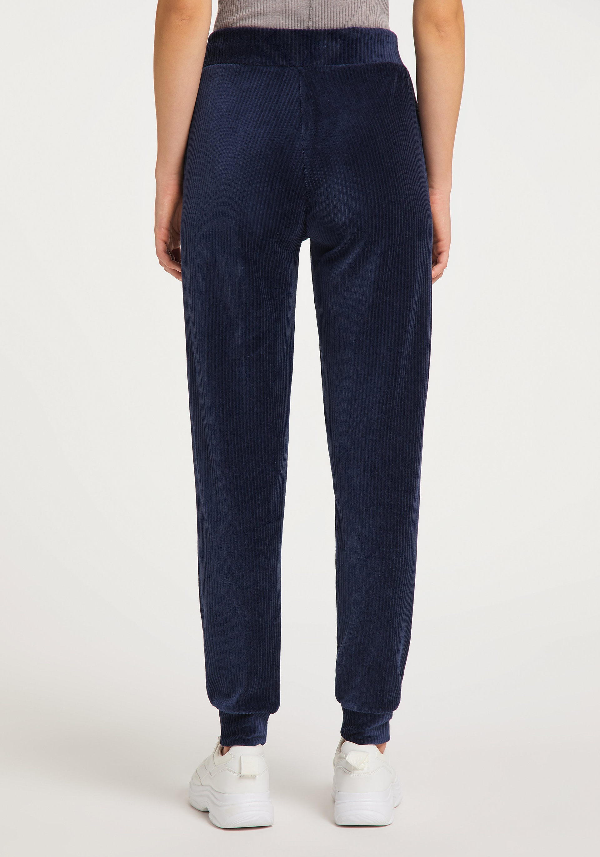 SUNA Sweathose