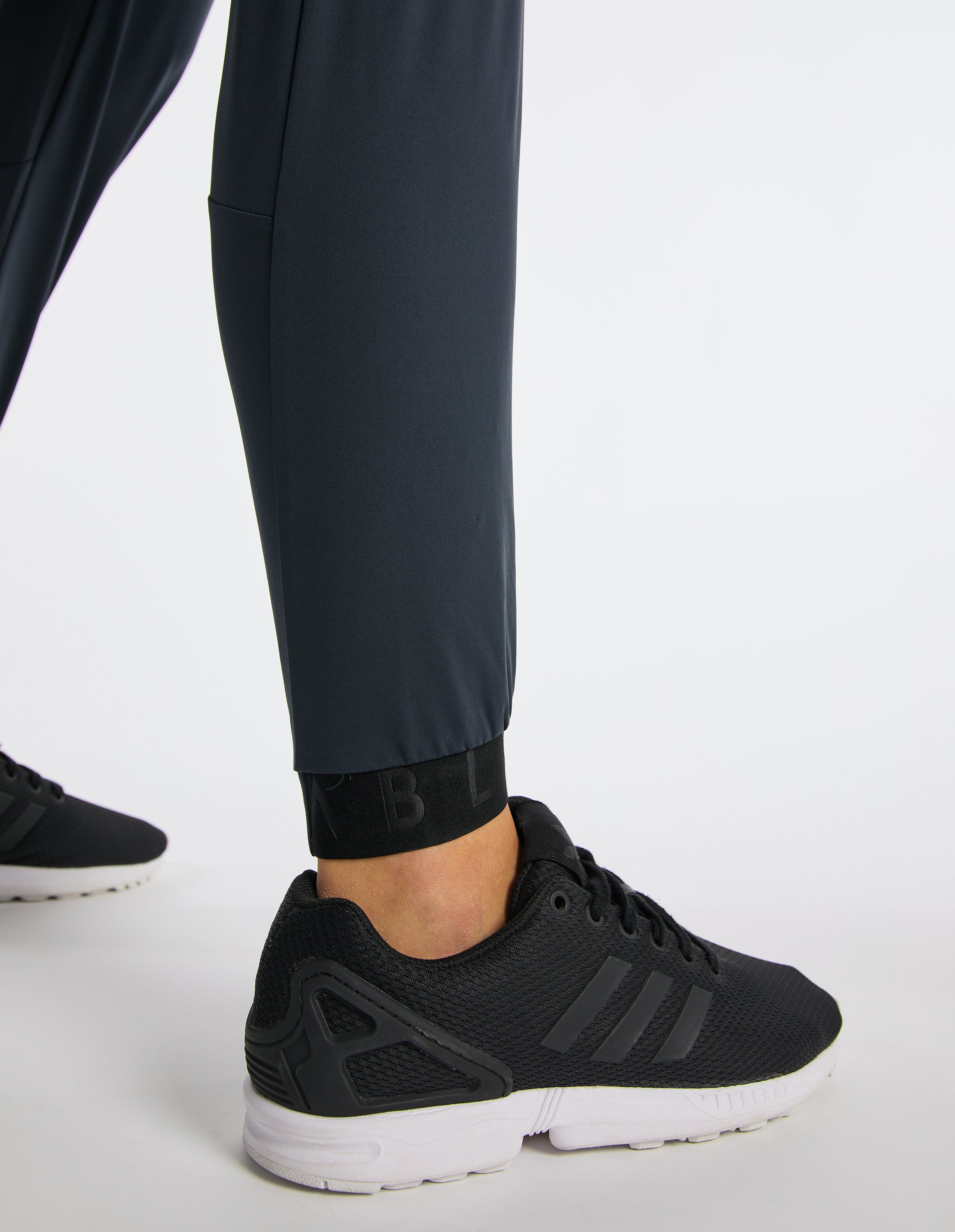 BUCKLE Trainingshose