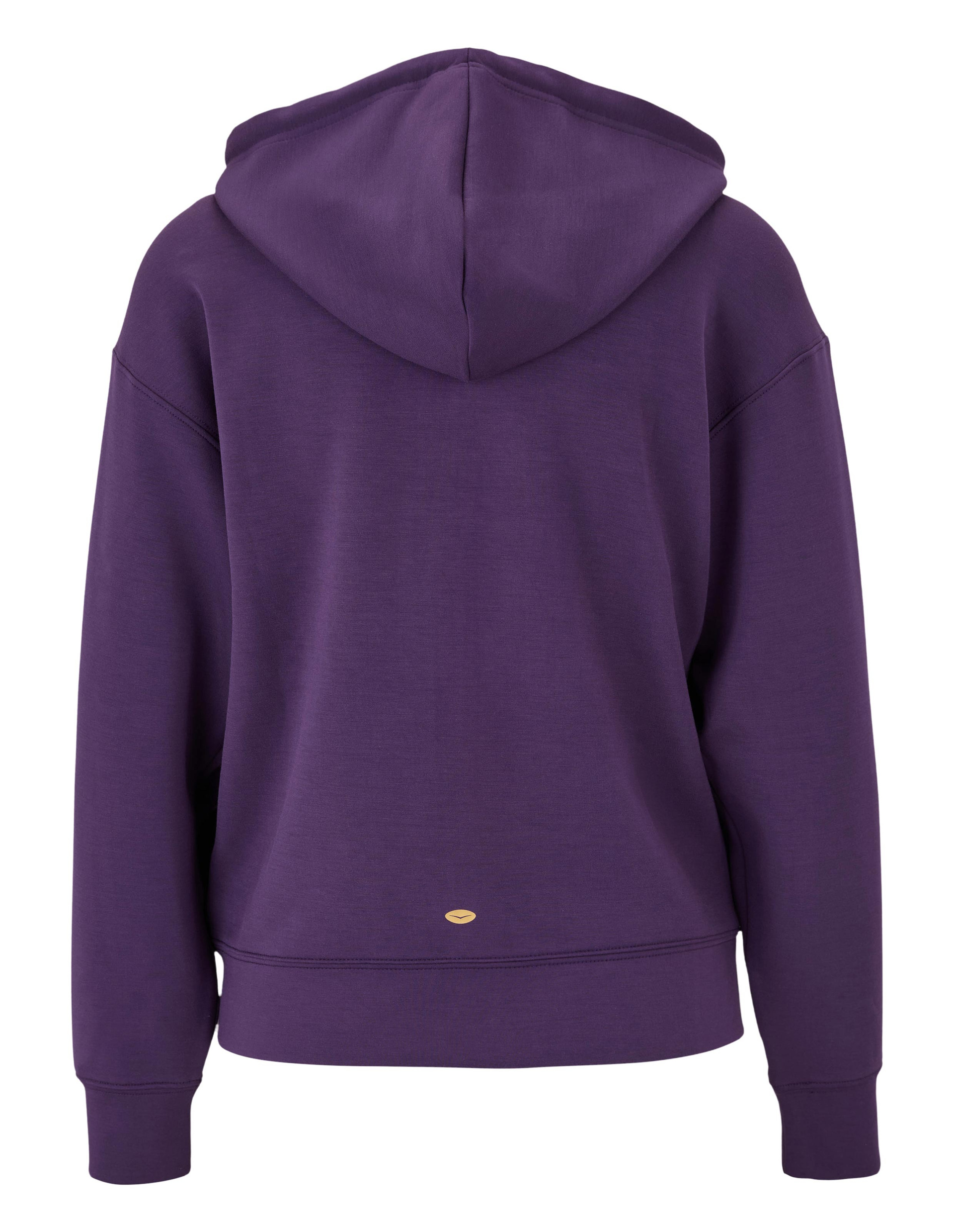 Lila Kapuzenpullover mit runder Kapuze und Bündchen, ein dezentes goldenes Emblem unten angebracht.